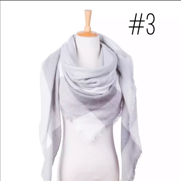 Cashmere Triangle Scarf - Picture 6 of 8